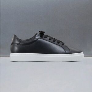 Arne Essential Trainer Court Shors